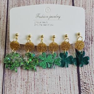 NWT Set Of Green & Gold Glitter Lucky 4 Leaf Clover Dangle Earrings